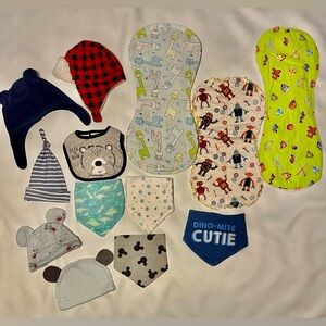 Baby bundle: Hats, bibs & burp cloths